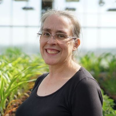 Allana W_Headshot_400x